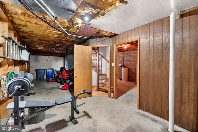 8390 BLOOMING GROVE RD, Glen Rock, PA 17327
