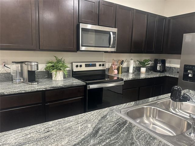 34276 REDWOOD DAWN LANE, Wesley Chapel, FL 33543