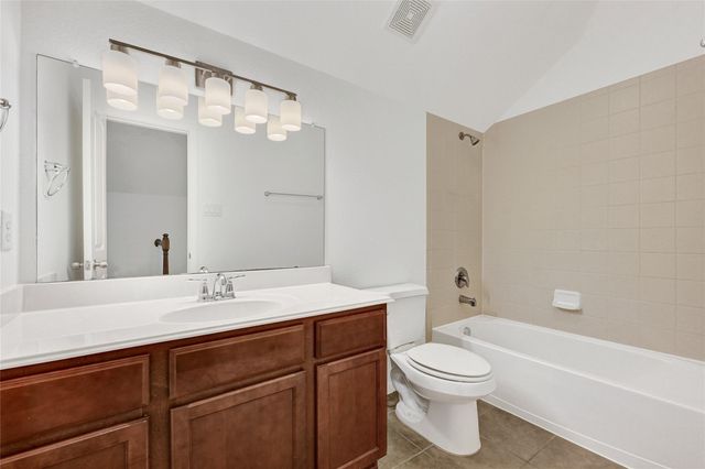 31 Hearthwick Road, Tomball, TX 77375