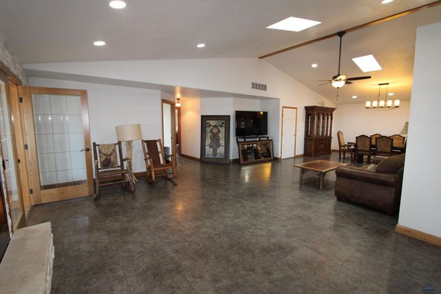 851 CATRON BLVD, Rapid City, SD 57701