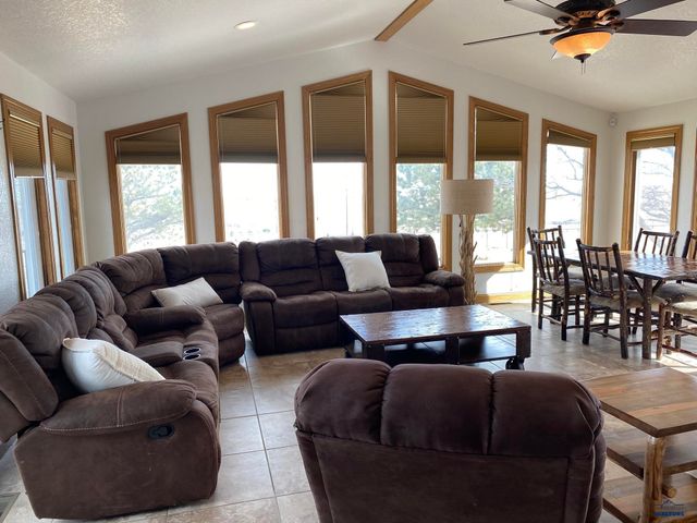 851 CATRON BLVD, Rapid City, SD 57701