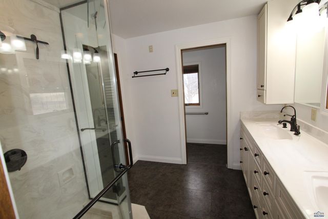 851 CATRON BLVD, Rapid City, SD 57701