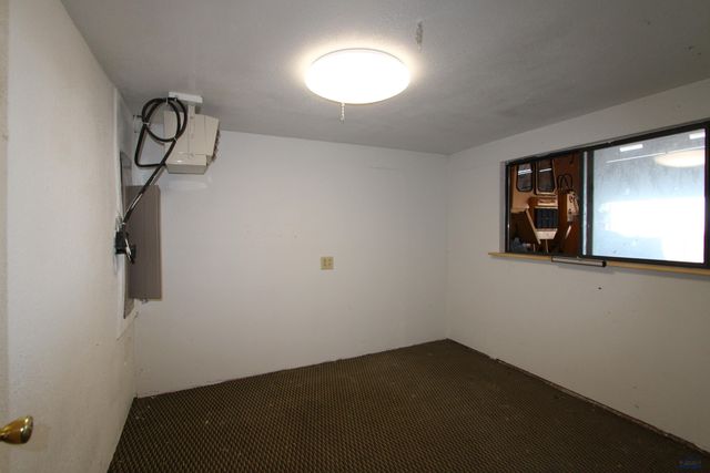 851 CATRON BLVD, Rapid City, SD 57701