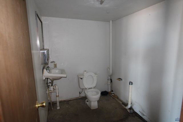 851 CATRON BLVD, Rapid City, SD 57701