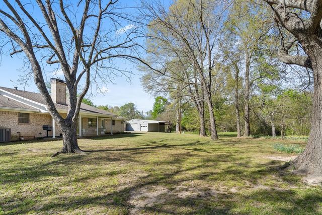 2823 Birchwood Lane, Commerce, TX 75428