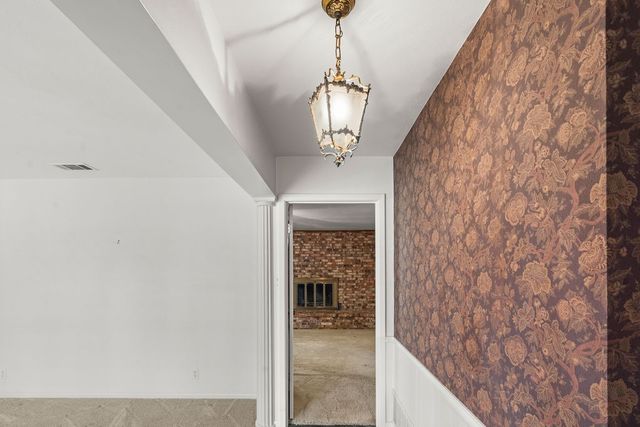 2823 Birchwood Lane, Commerce, TX 75428