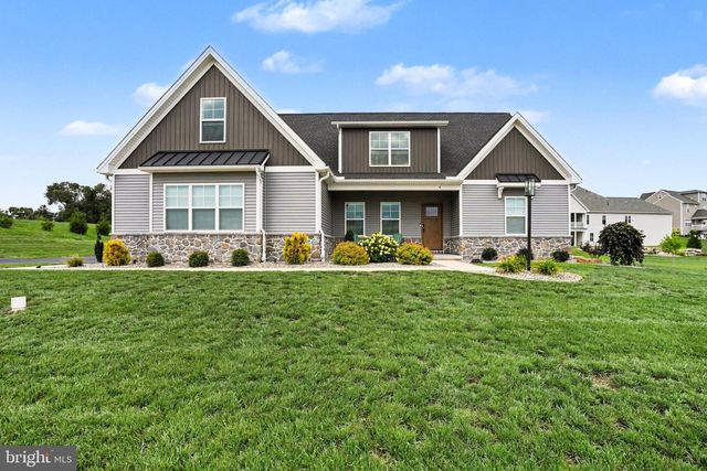 4 SUEBECCA DR, Carlisle, PA 17013