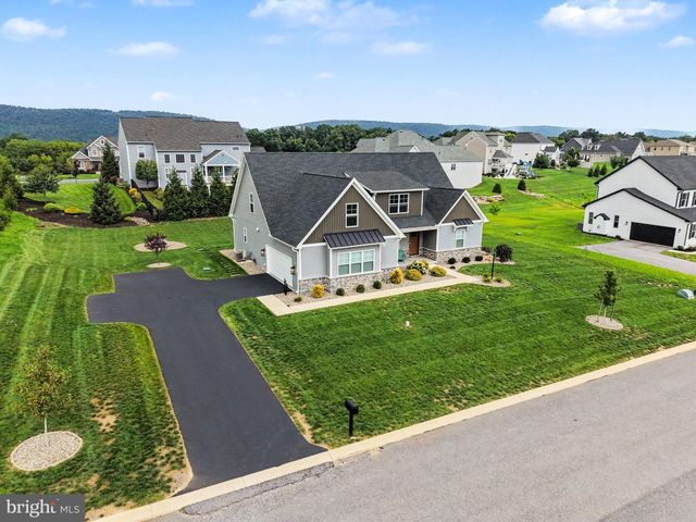 4 SUEBECCA DR, Carlisle, PA 17013
