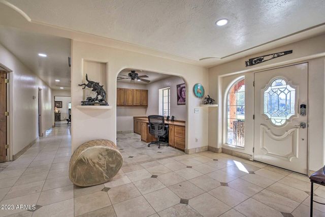 6614 W SWEETWATER Avenue, Glendale, AZ 85304