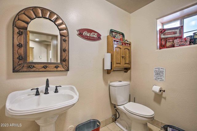 6614 W SWEETWATER Avenue, Glendale, AZ 85304