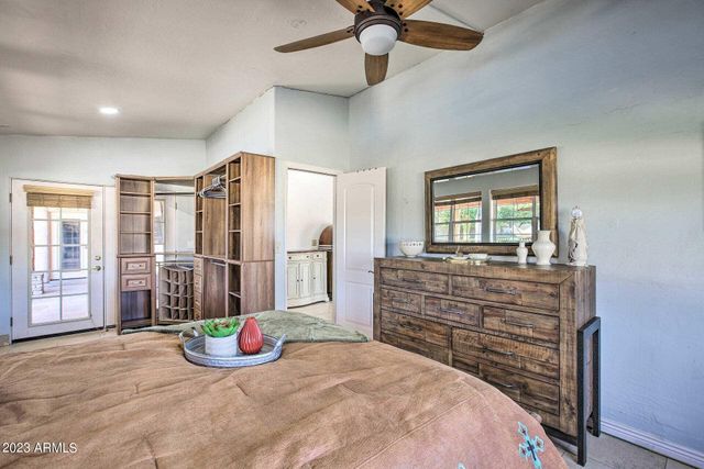 6614 W SWEETWATER Avenue, Glendale, AZ 85304