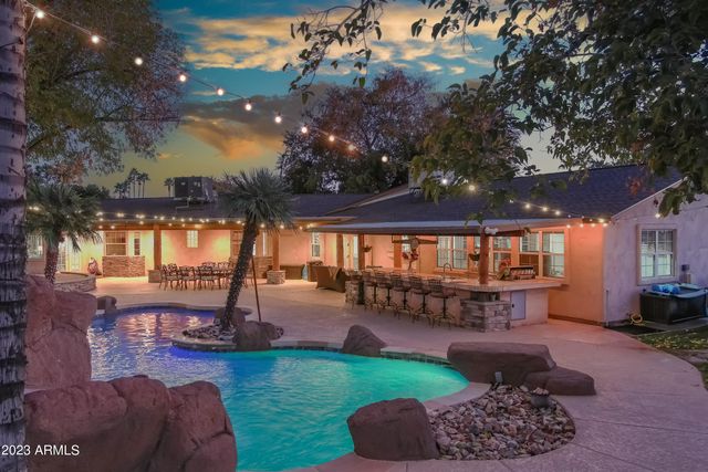 6614 W SWEETWATER Avenue, Glendale, AZ 85304