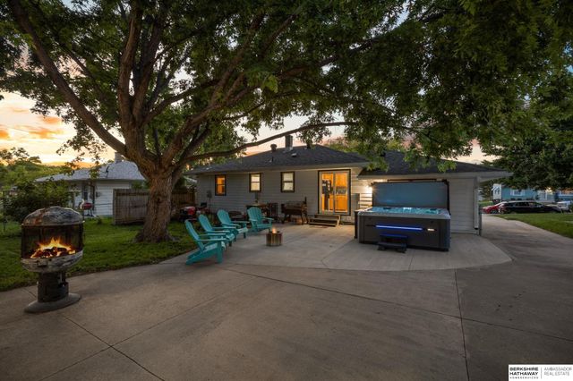 4217 Polk Street, Omaha, NE 68107