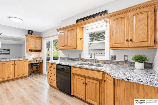 4217 Polk Street, Omaha, NE 68107