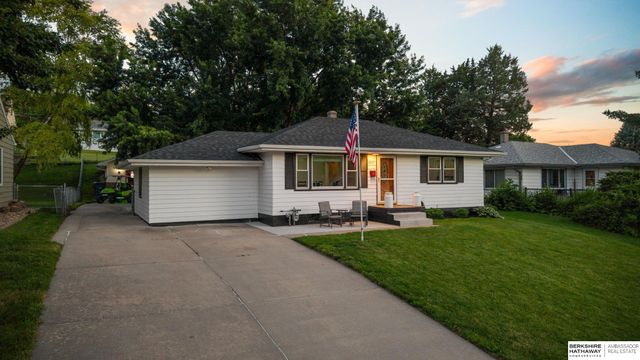 4217 Polk Street, Omaha, NE 68107