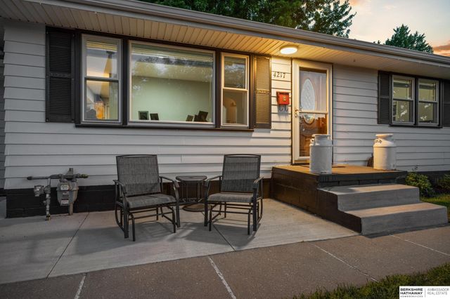 4217 Polk Street, Omaha, NE 68107