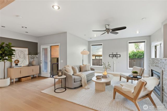 6006 105th Ave NE, Kirkland, WA 98033