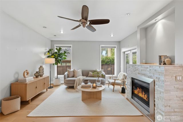 6006 105th Ave NE, Kirkland, WA 98033