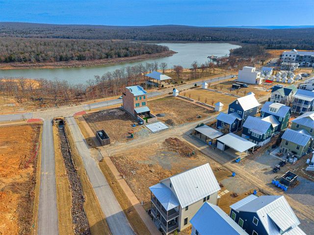 73 Water Street, Carlton Landing, OK 74432