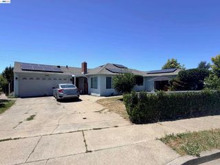2719 Xavier, East Palo Alto, CA 94303