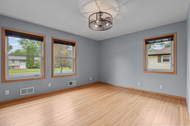 10101 Harrison Road, Bloomington, MN 55437