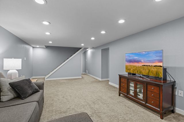 10101 Harrison Road, Bloomington, MN 55437