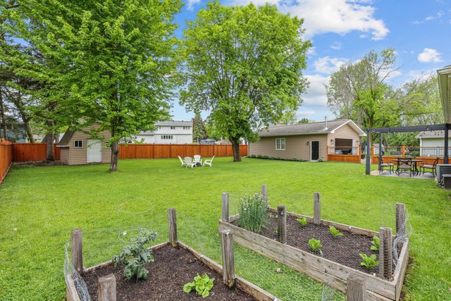 10101 Harrison Road, Bloomington, MN 55437