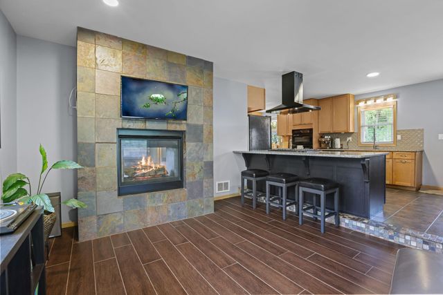 10101 Harrison Road, Bloomington, MN 55437