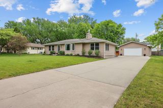 10101 Harrison Road, Bloomington, MN 55437