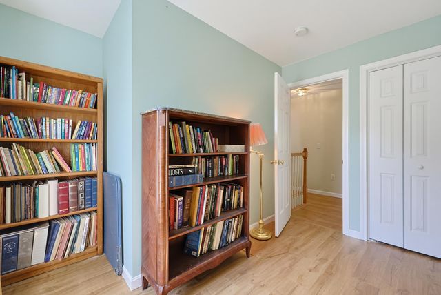 9 Stone Court, Milford, NH 03055