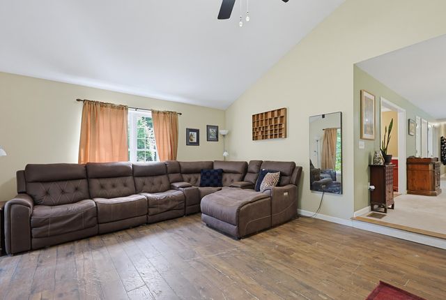 9 Stone Court, Milford, NH 03055