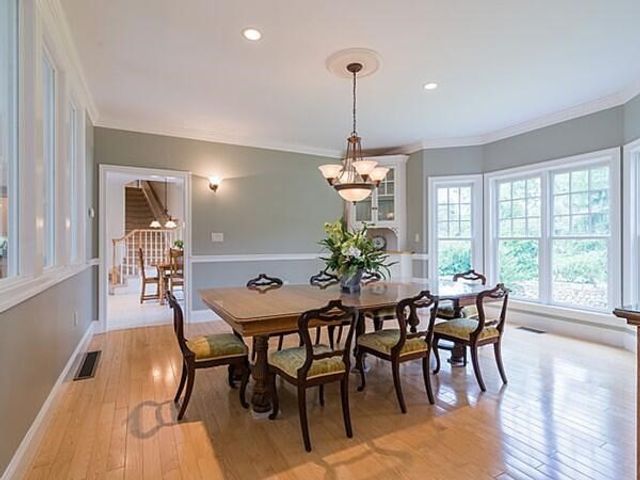 11 Marbleridge Rd, North Andover, MA 01845