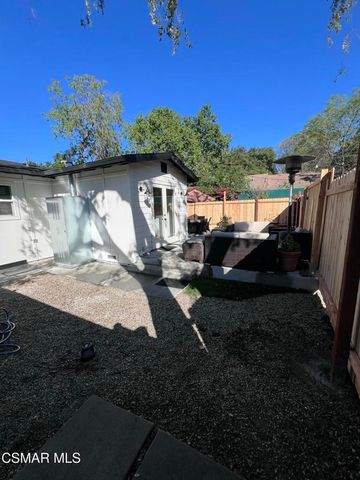 3076 Los Robles Road A, Thousand Oaks, CA 91362