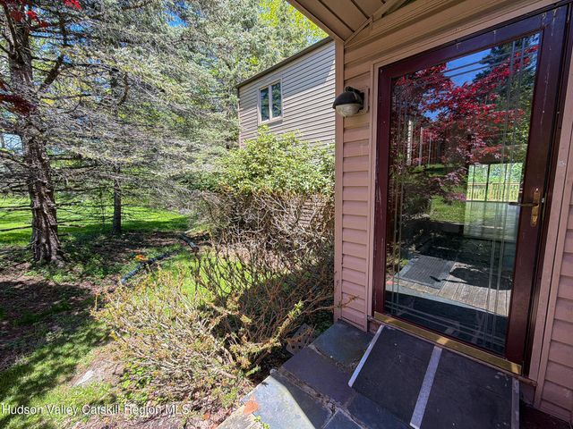 94 Countryside Drive, Westerlo, NY 12193