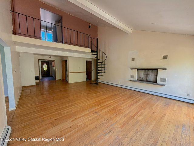 94 Countryside Drive, Westerlo, NY 12193