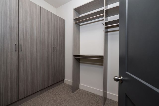 301 Longshore Street 423, Charleston, SC 29492