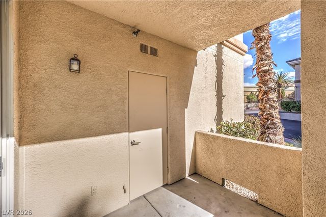 7147 South Durango Drive 105, Las Vegas, NV 89113