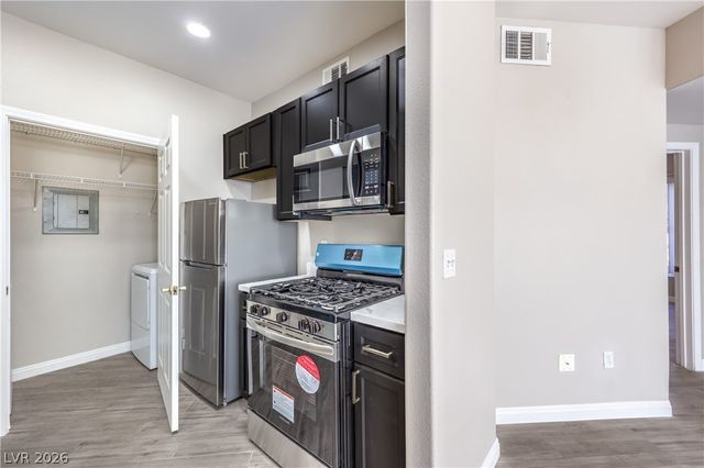 7147 South Durango Drive 105, Las Vegas, NV 89113