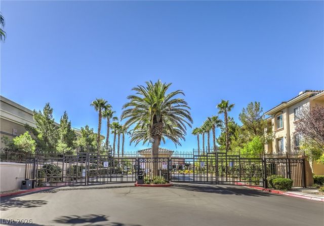 7147 South Durango Drive 105, Las Vegas, NV 89113