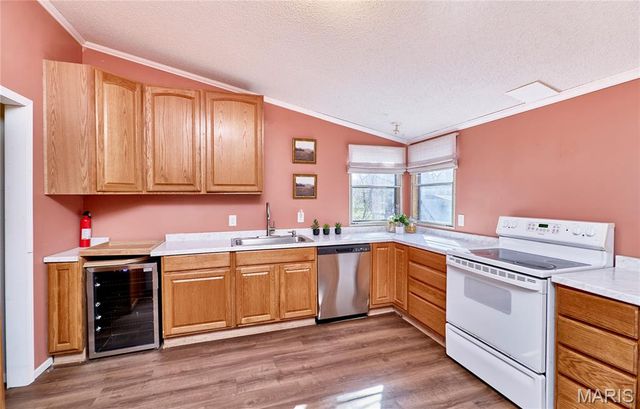 103 E Lark Drive A, Fenton, MO 63026