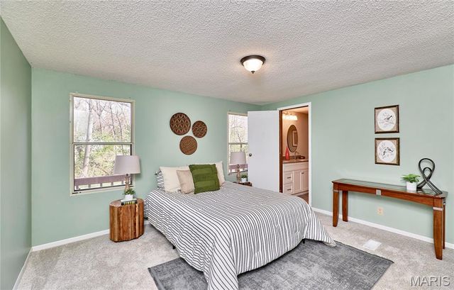 103 E Lark Drive A, Fenton, MO 63026