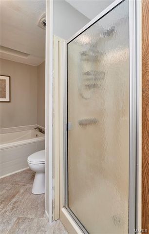 103 E Lark Drive A, Fenton, MO 63026