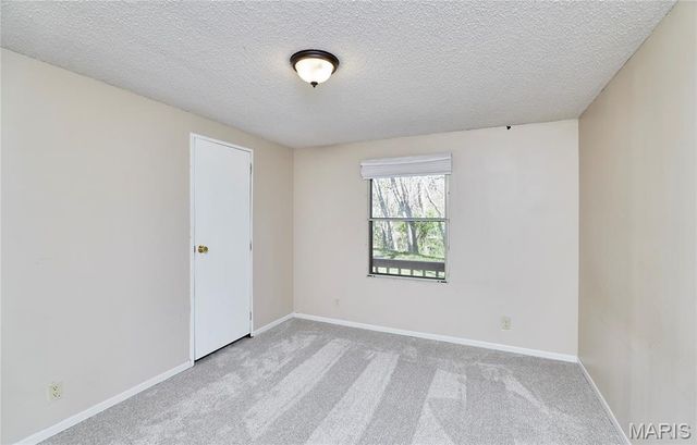 103 E Lark Drive A, Fenton, MO 63026