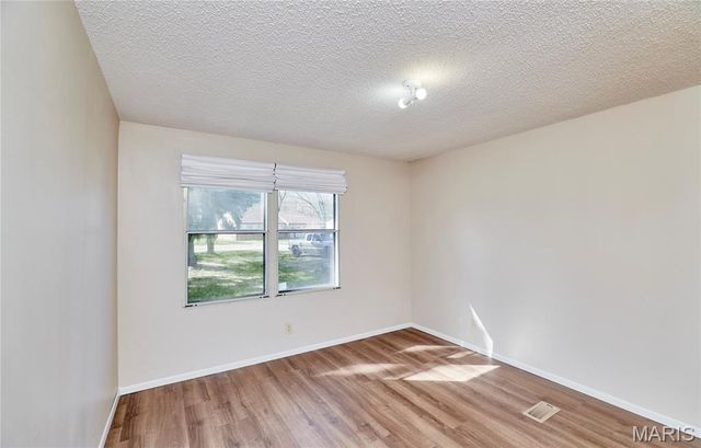 103 E Lark Drive A, Fenton, MO 63026