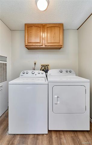 103 E Lark Drive A, Fenton, MO 63026