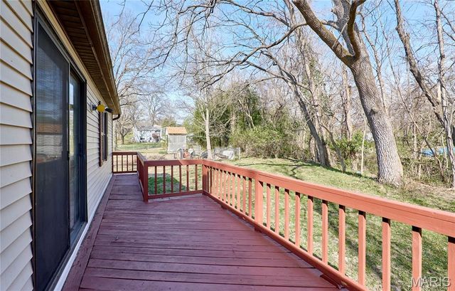 103 E Lark Drive A, Fenton, MO 63026