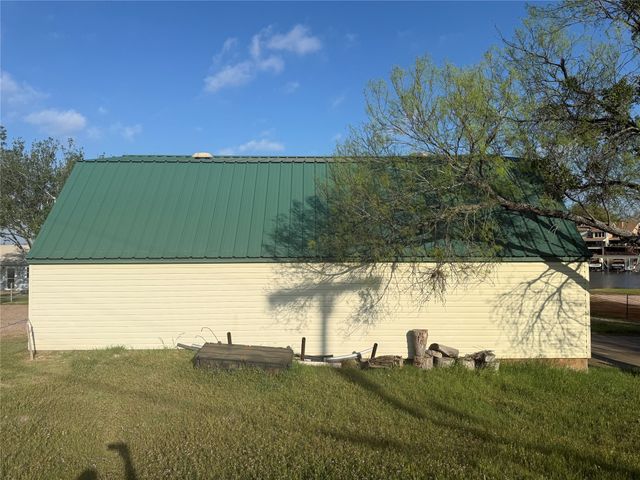 1501 Mcadams Road, Graford, TX 76449