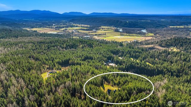 33310 NE 95th Place, Carnation, WA 98014