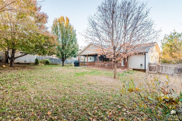 128 EJ Frick, Manhattan, KS 66503