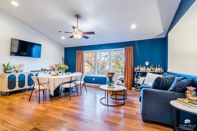 128 EJ Frick, Manhattan, KS 66503